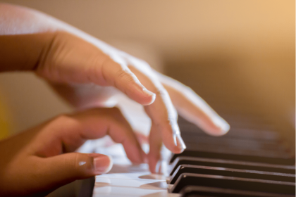 sviranje klavira deca odrasli časovi muzike škola